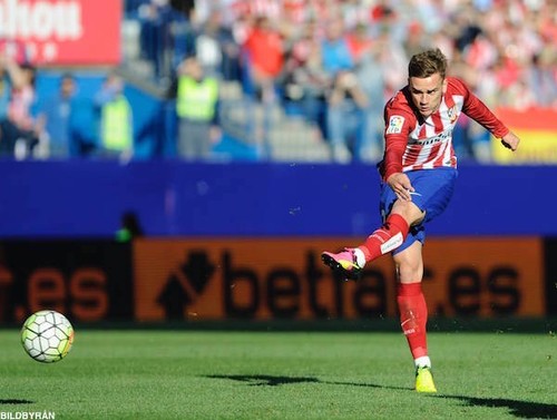 Antoine Griezmann gör 1-0 för Atlético Madrid mot Rayo Vallecano